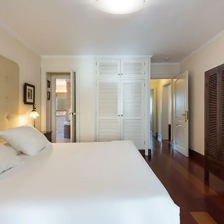 Puerto Del Carmen Sleeps 6 Pool Wifi T812191 Puerto del Carmen