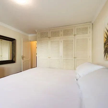 Puerto Del Carmen Sleeps 6 Pool Wifi T812191 Puerto del Carmen (Lanzarote)