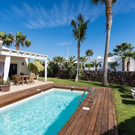 Puerto Del Carmen Sleeps 6 Pool Wifi T812191 * Puerto del Carmen (Lanzarote)