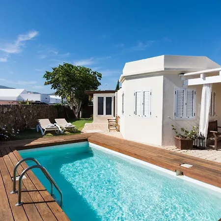Puerto Del Carmen Sleeps 6 Pool Wifi T812191 * Пуэрто дель Кармен