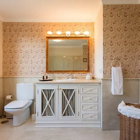 Puerto Del Carmen Sleeps 6 Pool Wifi T812191 Вилла Пуэрто дель Кармен